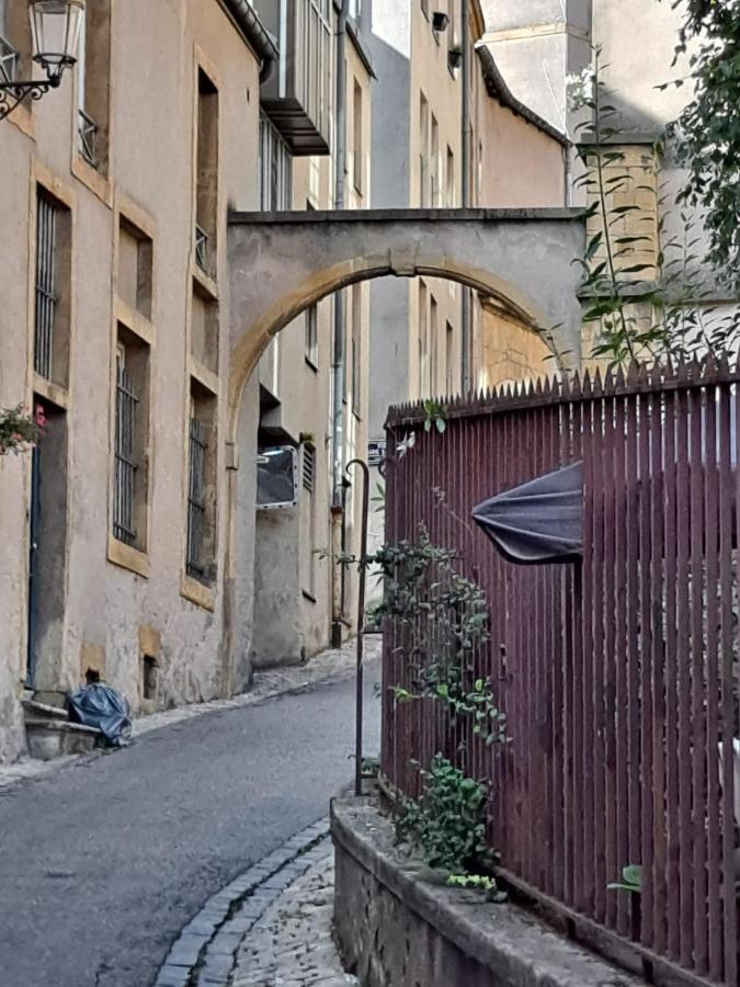 Une Halte Quelque Part Cheminot Esterno foto